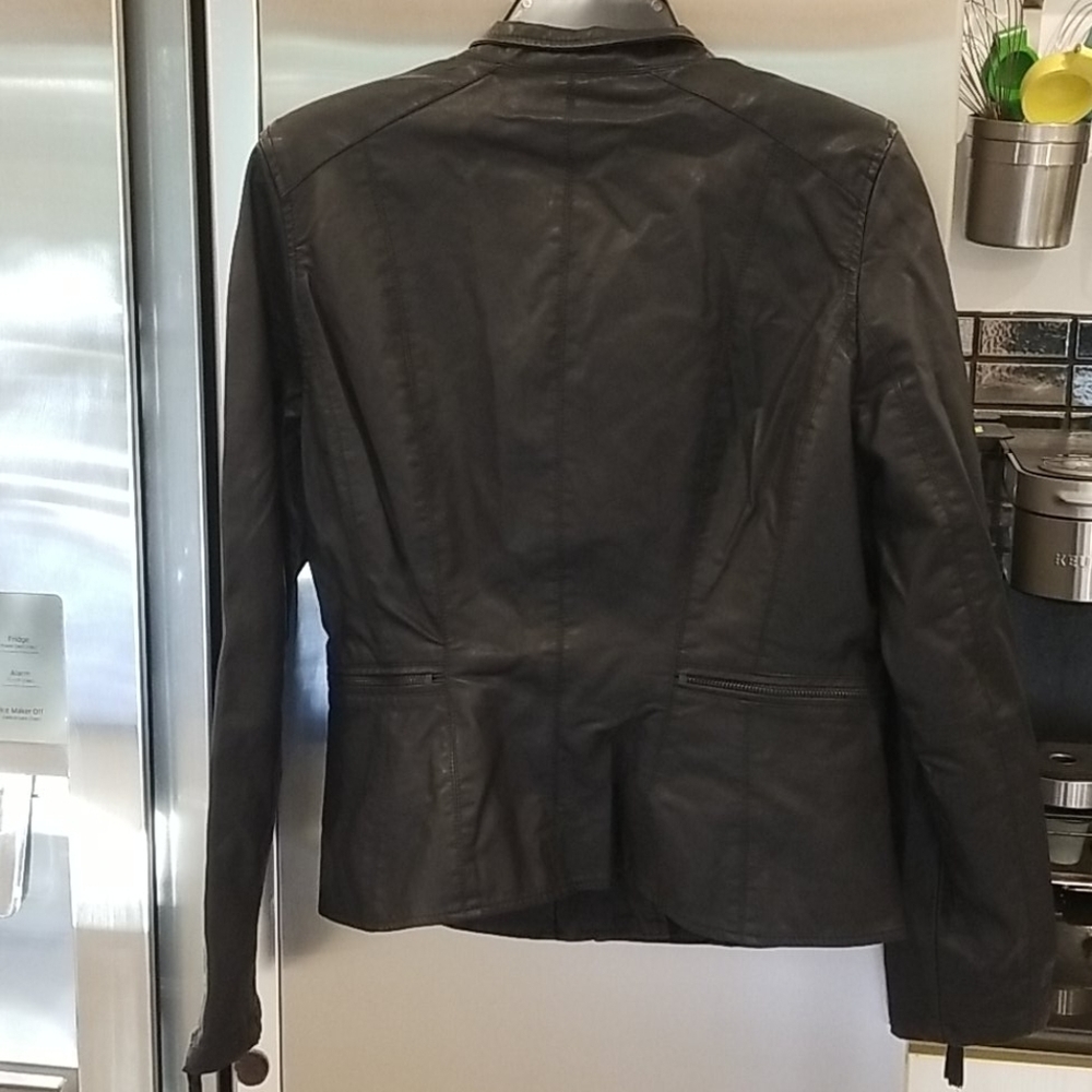 Blank NYC Black Leather Moto Asymmetrical Jacket Size M Flattering Fit - Picture 7 of 10